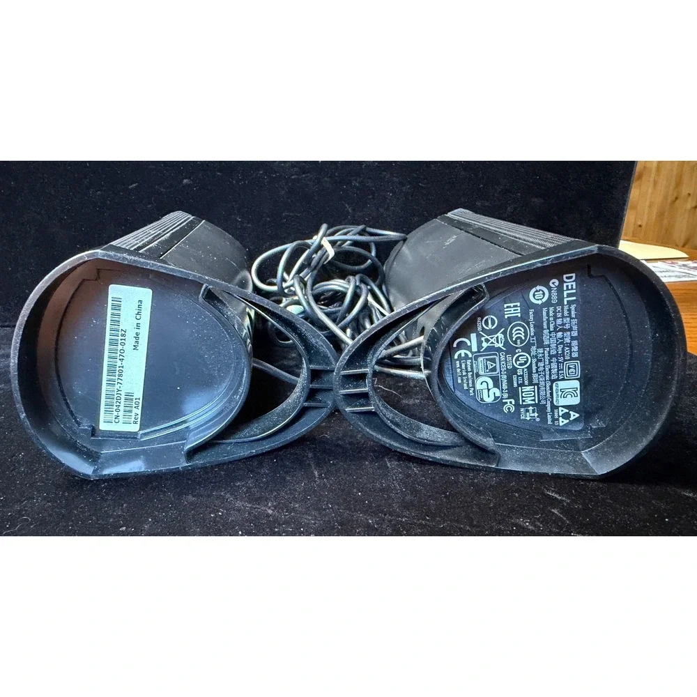 Dell AX210 USB Powered Computer Speakers- Black, Stereo, Desktop/Laptop Pair